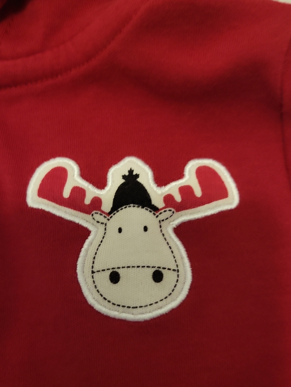 Canada red baby outfit set - hoodie, pants & maple leaf print short romper - Picture 3 of 6